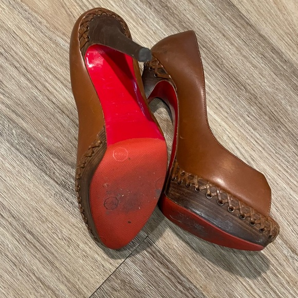 Heels - Picture 12 of 12